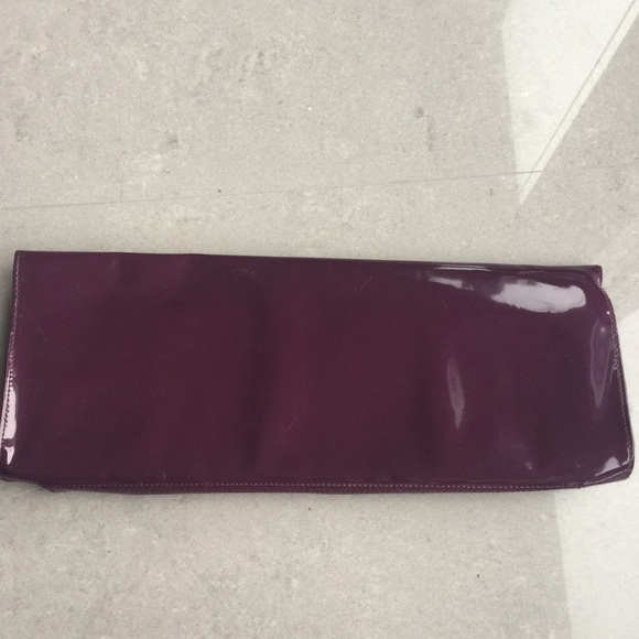 ⚡️SALE⚡️ Glossy clutch - Picture 3 of 5